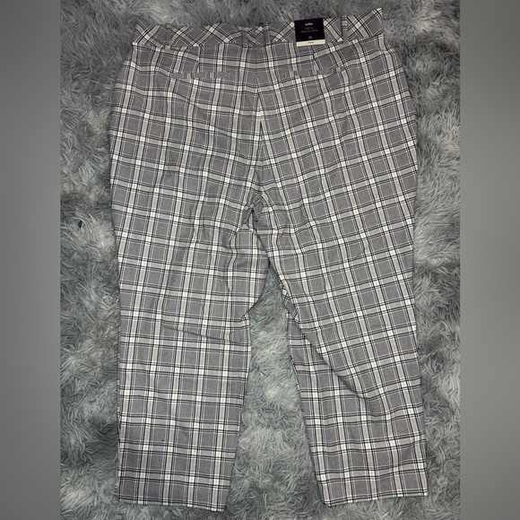 NWT Ava & Viv Lightweight High Rise Plaid Ankle Trousers - Cream Plaid Size 20 - Picture 2 of 7